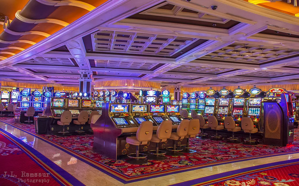 Reddish Mansions casino Hyper no deposit bonus 2023 Video slot